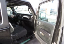 2020 Jeep Wrangler - Image 22