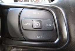 2020 Jeep Wrangler - Image 36