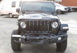 2020 Jeep Wrangler - Image 15