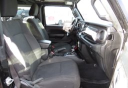 2020 Jeep Wrangler - Image 25