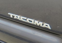 2012 Toyota Tacoma - Image 17