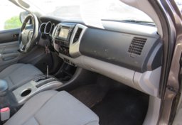 2012 Toyota Tacoma - Image 23
