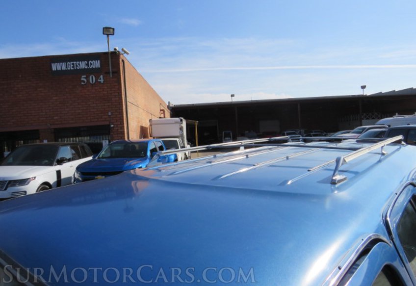 1975 Chevrolet SUBURBAN - Image 13