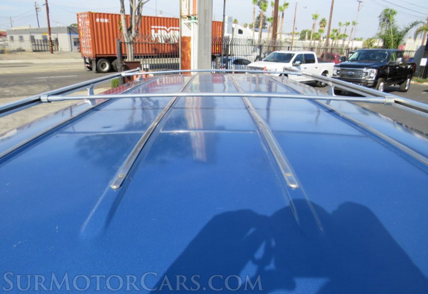 1975 Chevrolet SUBURBAN - Image 14