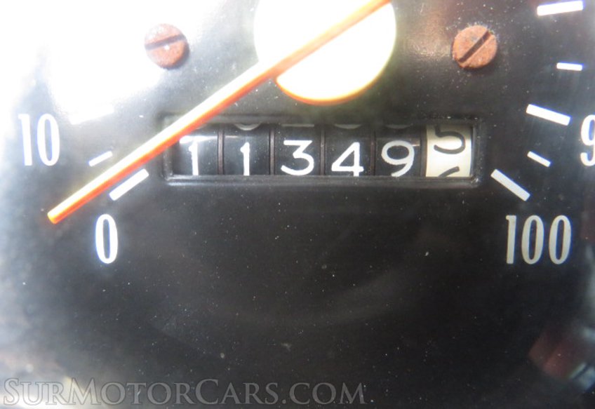 1975 Chevrolet SUBURBAN - Image 26