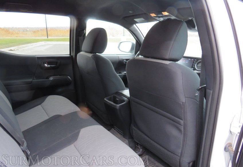 2021 Toyota Tacoma - Image 31