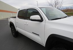 2021 Toyota Tacoma - Image 16