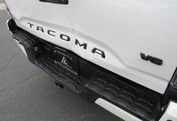 2021 Toyota Tacoma - Image 19