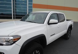 2021 Toyota Tacoma - Image 14