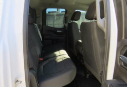 2019 Chevrolet Silverado 1500 - Image 29