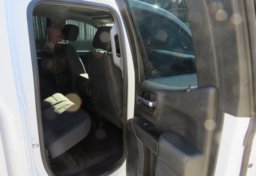 2019 Chevrolet Silverado 1500 - Image 21