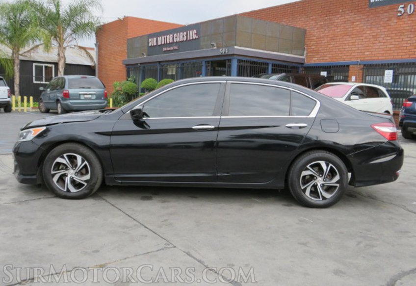 2017 Honda Accord Sedan - Image 5