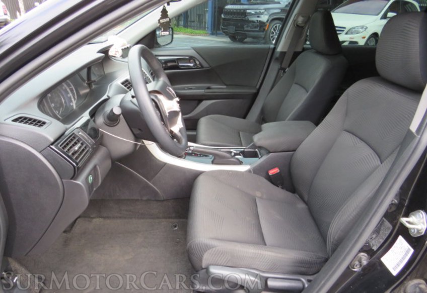 2017 Honda Accord Sedan - Image 17