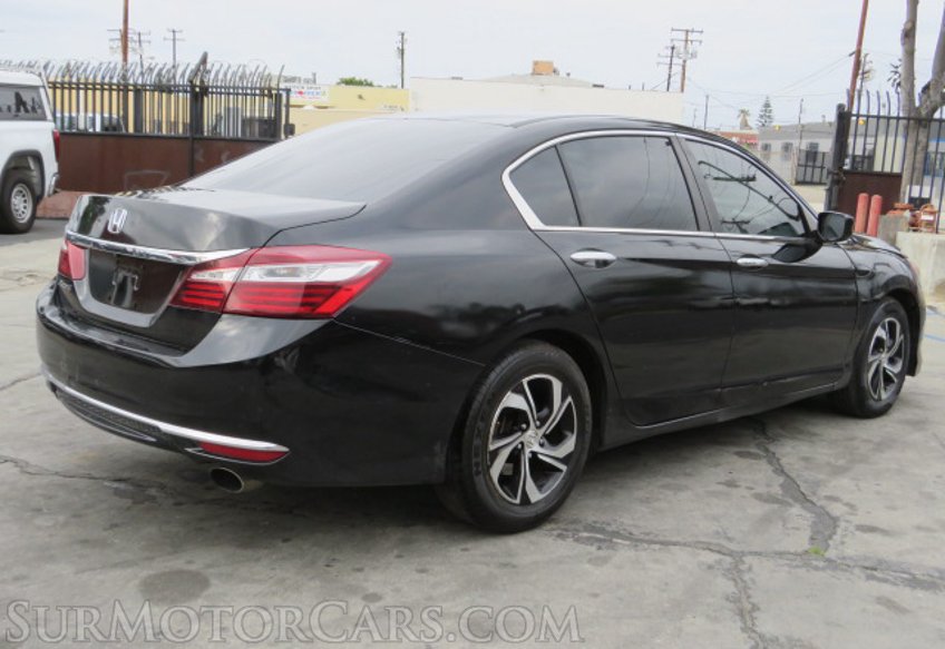 2017 Honda Accord Sedan - Image 8