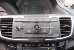 2017 Honda Accord Sedan - Image 29