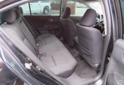 2017 Honda Accord Sedan - Image 24