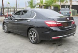 2017 Honda Accord Sedan - Image 7