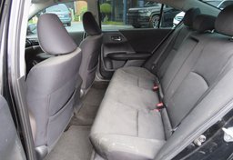 2017 Honda Accord Sedan - Image 25