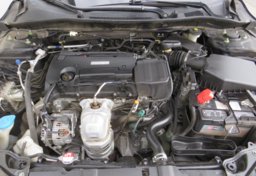 2017 Honda Accord Sedan - Image 41