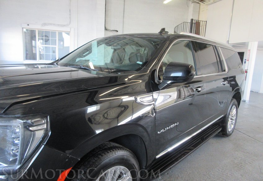 2021 GMC Yukon XL - Image 16