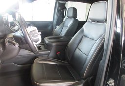 2021 GMC Yukon XL - Image 35