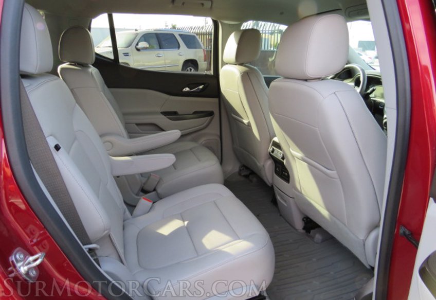 2020 GMC Acadia - Image 31