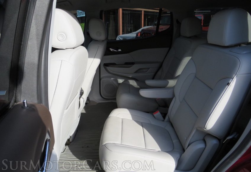 2020 GMC Acadia - Image 30