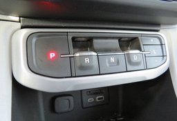 2020 GMC Acadia - Image 41