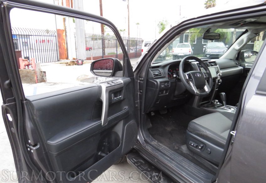 2021 Toyota 4Runner - Image 23