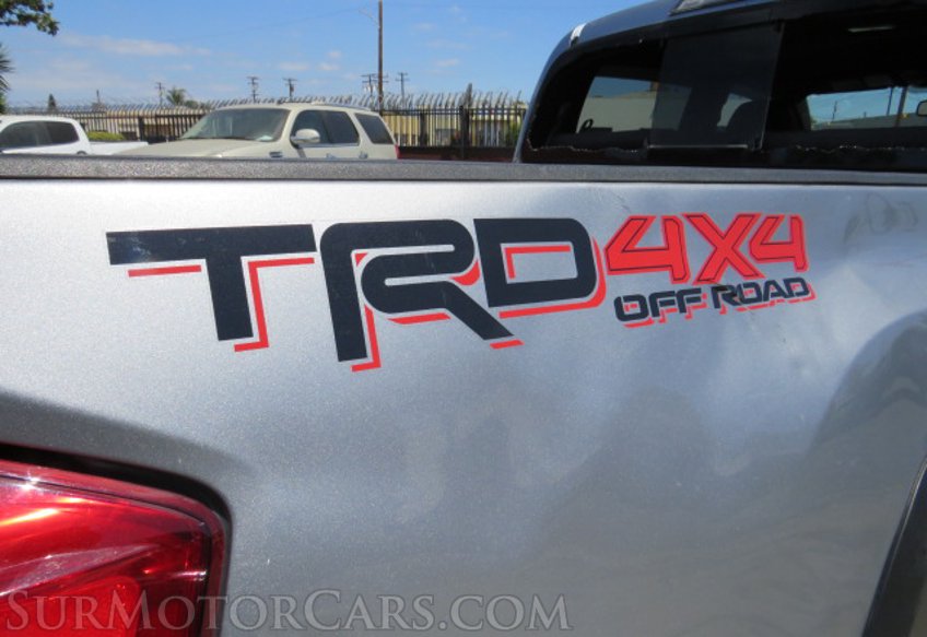 2017 Toyota Tacoma - Image 19