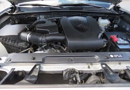 2017 Toyota Tacoma - Image 52