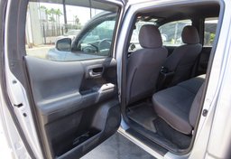 2017 Toyota Tacoma - Image 23