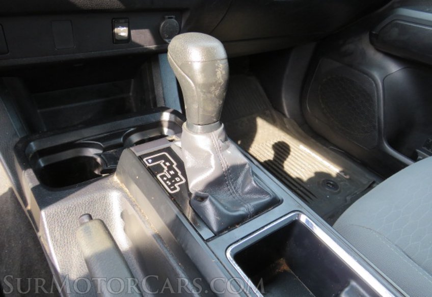 2019 Toyota Tacoma - Image 36