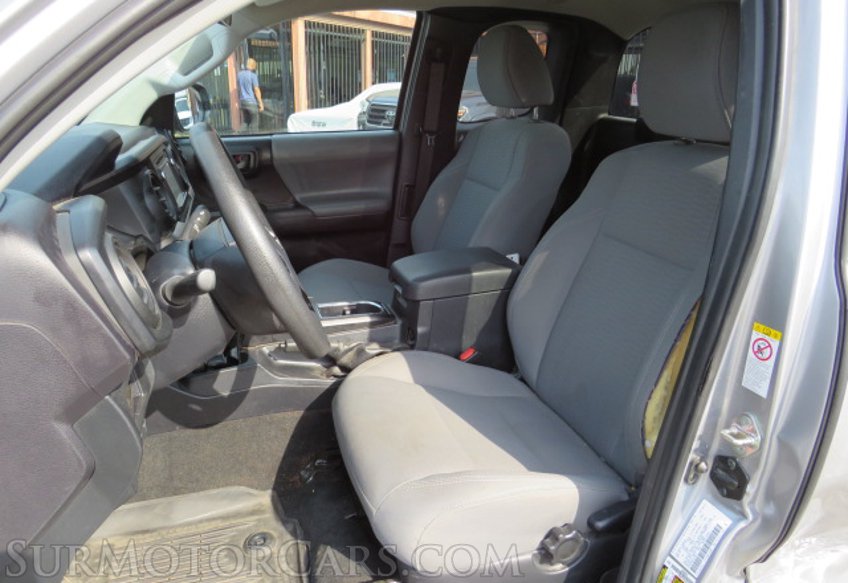 2019 Toyota Tacoma - Image 22
