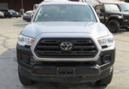 2019 Toyota Tacoma - Image 9