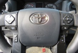 2019 Toyota Tacoma - Image 29