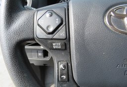 2019 Toyota Tacoma - Image 30