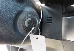 2019 Toyota Tacoma - Image 37