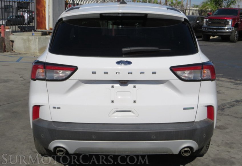 2020 Ford Escape - Image 12