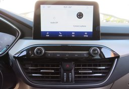 2020 Ford Escape - Image 33