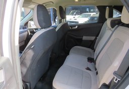 2020 Ford Escape - Image 27