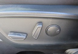 2020 Ford Escape - Image 44