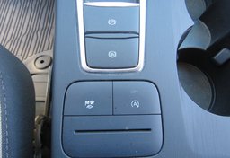 2020 Ford Escape - Image 38