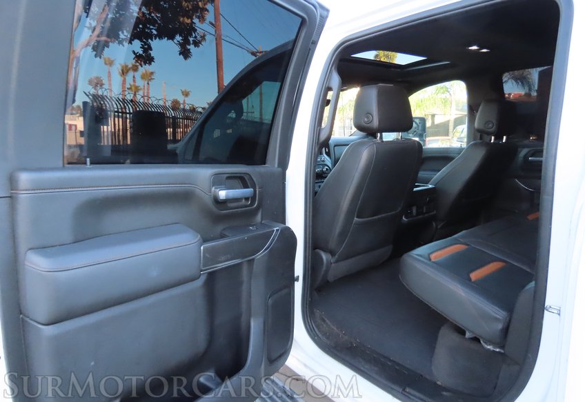 2021 GMC Sierra 2500HD 4x4 AT4 - Image 32