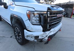 2021 GMC Sierra 2500HD 4x4 AT4 - Image 16