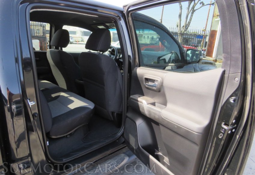 2021 Toyota Tacoma - Image 29