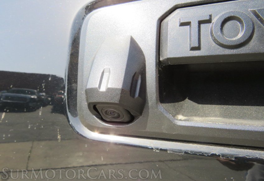 2021 Toyota Tacoma - Image 14