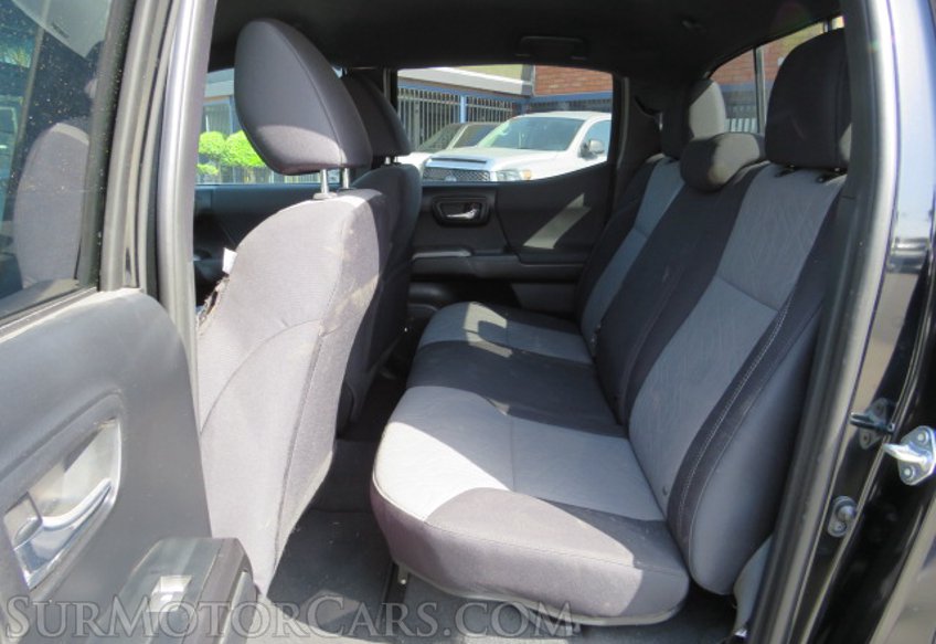 2021 Toyota Tacoma - Image 32