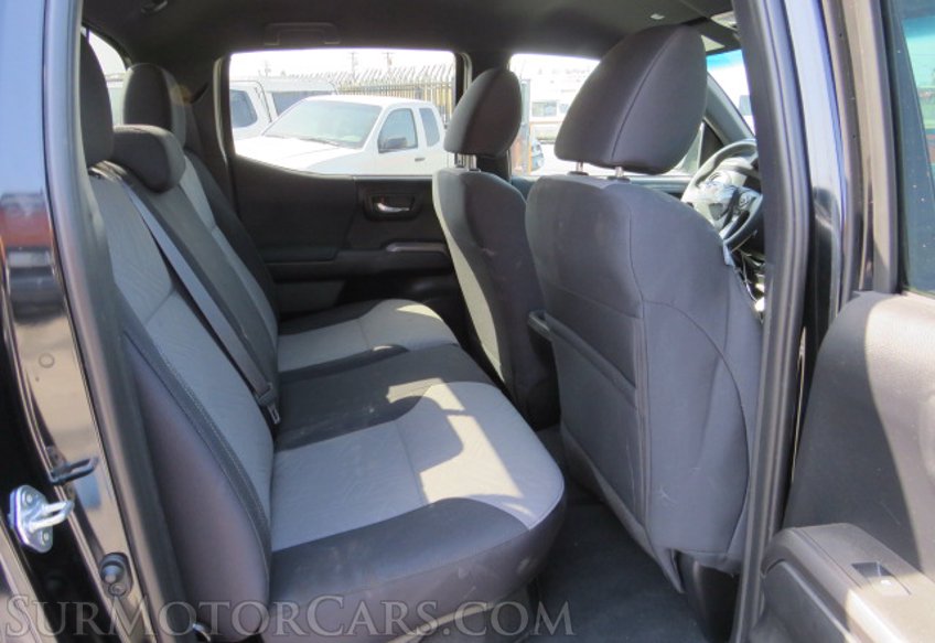 2021 Toyota Tacoma - Image 31