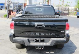 2021 Toyota Tacoma - Image 12